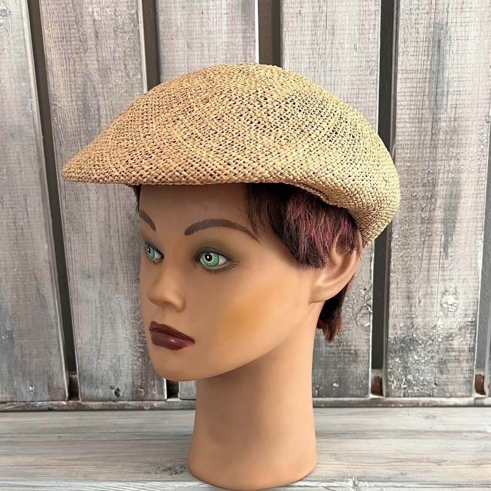 Country Gentleman straw newsboy cap